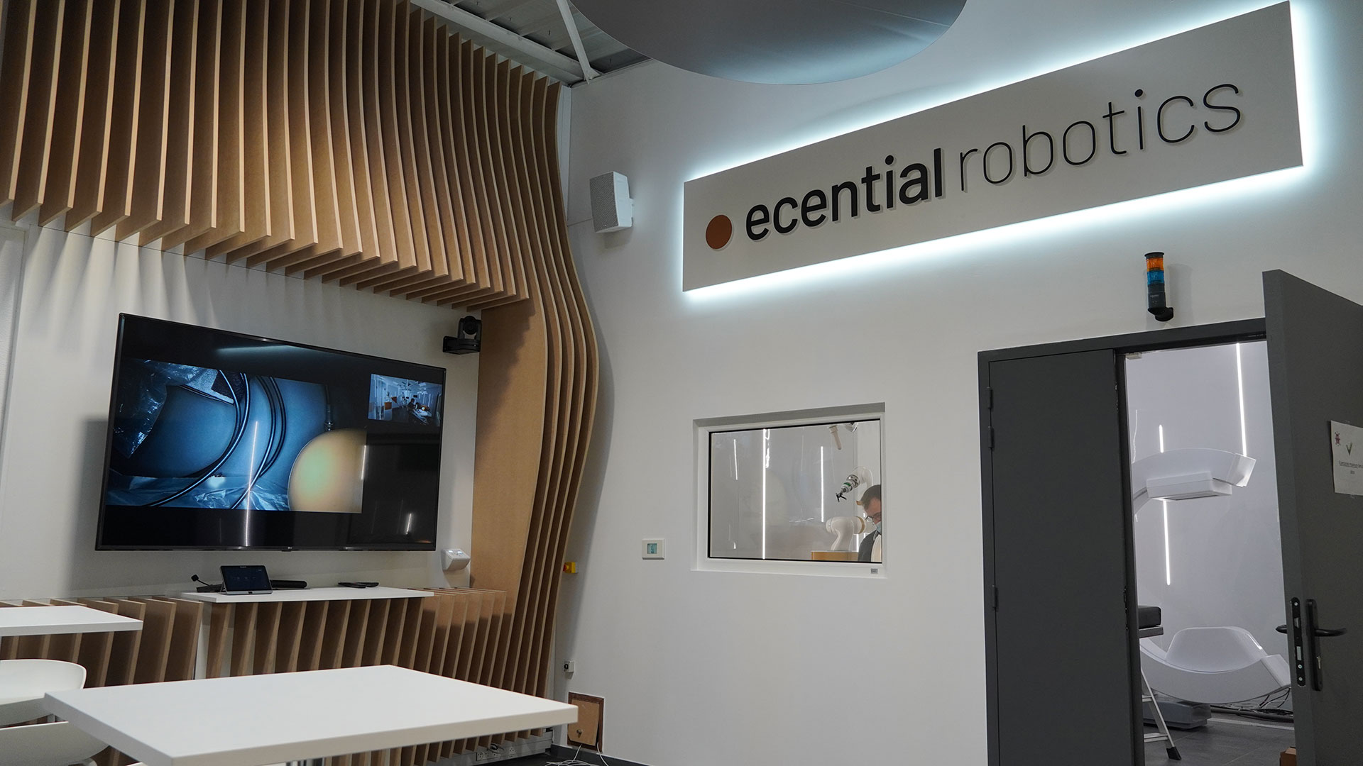 ESSENTIAL-ROBOTICS_SHOW-ROOM-&-TRAINING-CENTER-Gières_showroom-150m²-4