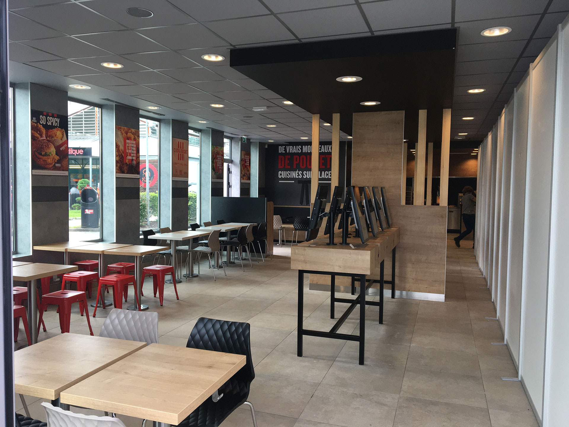 KFC_RESTAURANT-Saint-Martin-d'Hères_magasin-150m²-9
